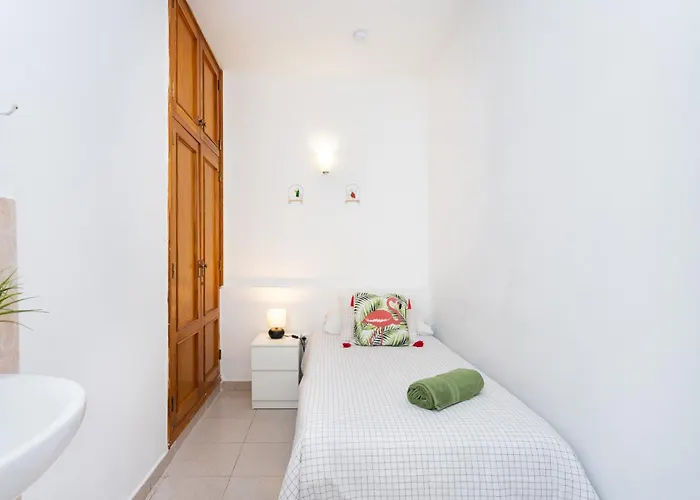 בית הארחה Home2book Casablanca סנטה קרוז דה טנריף